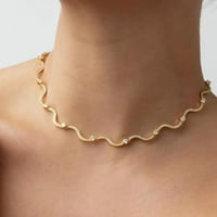 سلسلة Wavy ذهبي