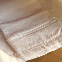 نَفْسُكَ أَوْلَى بِالحُب