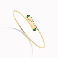 سوارة كليو النحيفة بخيارات الحجر ولون الذهب