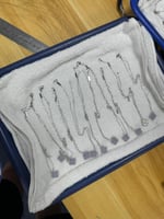 سلسال الوردة الوسط بأكثر من خيار حجر