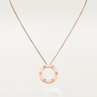 سلسال لوف بثلاث ألماسات وخيارات لون الذهب