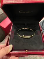 سوارة المسمار ذهب اصفر سادة مقاس 15 و 16