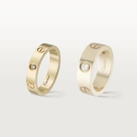 خاتم كارتير لوف النحيف بألماسة وخيارات لون الذهب