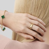 خاتم بيرليه السادة بخيارات لون الذهب