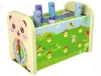 لعبة المطرقة مع بيانو خشبي