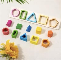 تكديس الاشكال الخشبية