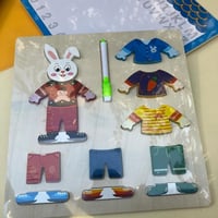 لعبة تبديل الملابس للشخصيات الخشبية