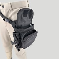 شنطة فخذ لركوب الخيل STATUS