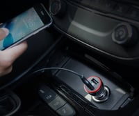 شاحن السيارة السريع والمميز من أنكر