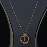 سبحة تصميم لازوردي وردة