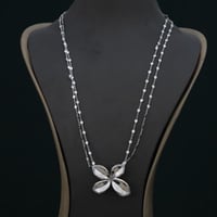 سبحة وردة أبيض