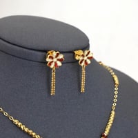 نصف طقم هندي الوردة لون أحمر