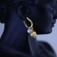 حلق ذهب مزين باللؤلؤ 1582