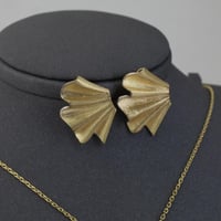 تعليقة ذهبي مطفي مع الحلقان