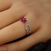 خاتم أبيض تطبيق الماس وردة وردي