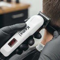 شنطة الحلاقة المتكاملة | أدواتك الخاصة – مع مكينة...