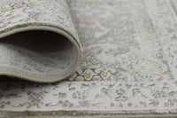 سجاد شهلاء البيج الفاتح