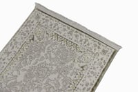 سجاد شهلاء البيج الفاتح