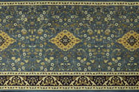 أزرق