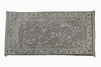 سجاد شهلاء البيج الفاتح