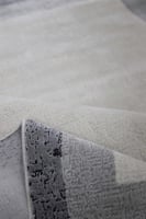 سجاد أطياف كريم - رمادي