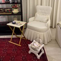 كرسي استرخاء بتصميم ملكي فاخر – اللون الأبيض