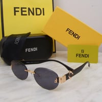 Fendi Classic Sunglasses with Metal Frame - نظارة...