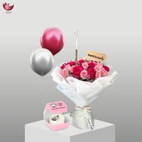 بوكيه ورد - مجموعة عيد الميلاد المبهجة