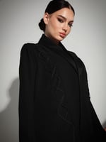 عباية سوداء بخيوط القيطان المغربي