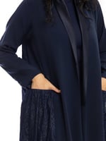 عباية كحلي بتفاصيل دانتيل