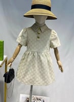 فستان قوتشي مع الملحقات