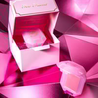 قلوس شفاه على شكل خاتم