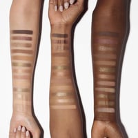 ميك اب باي ماريو لوحة ظلال العيون ايثيريل ايز ناتش...