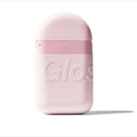 جلوسير كريم اليدين glossier