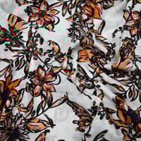 فسكوز بنقشة أزهار بنفسجية