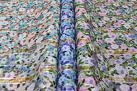 قماش بوال بطبعة زهور لامع