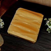 6- اصفر فصوص دائرية