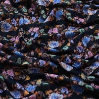 قماش بوال زري نقشة الزهور الربيعية