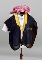 بكج بشت مع ثوب وترسيمه