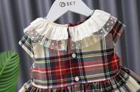 فستان كاروهات فنتج مع ياقه من التل