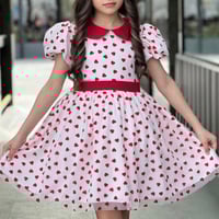 فستان بطبعات القلوب ️