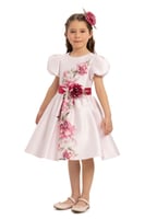 فستان ابيض راقي مع حزام عودي + مع اكسسوار شعر من ٣...