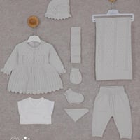 مجموعه مواليد فستان+ بطانيه+ بربتوز+ سروال + شراب...