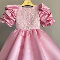 فستان مناسبات منفوش باللون االوردي