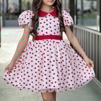 فستان بطبعات القلوب ️