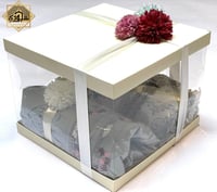 صندوق هدية فاخر 4 قطع (يصمم بحسب اختيارك)