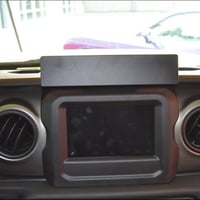 ستاند رانجلر / جلاديتور - 2018 / 2023