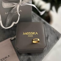 خاتم بكرستال ذهبي متحرك