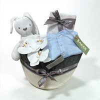 هدية مولود تيد بيكر