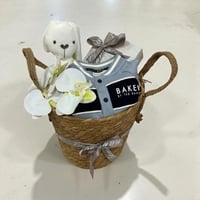 هدية مولود تيد بيكر